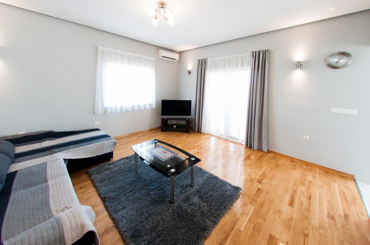 Apartments Anita Stobreč Esterno foto